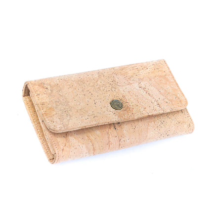 Cork wallet with a snap